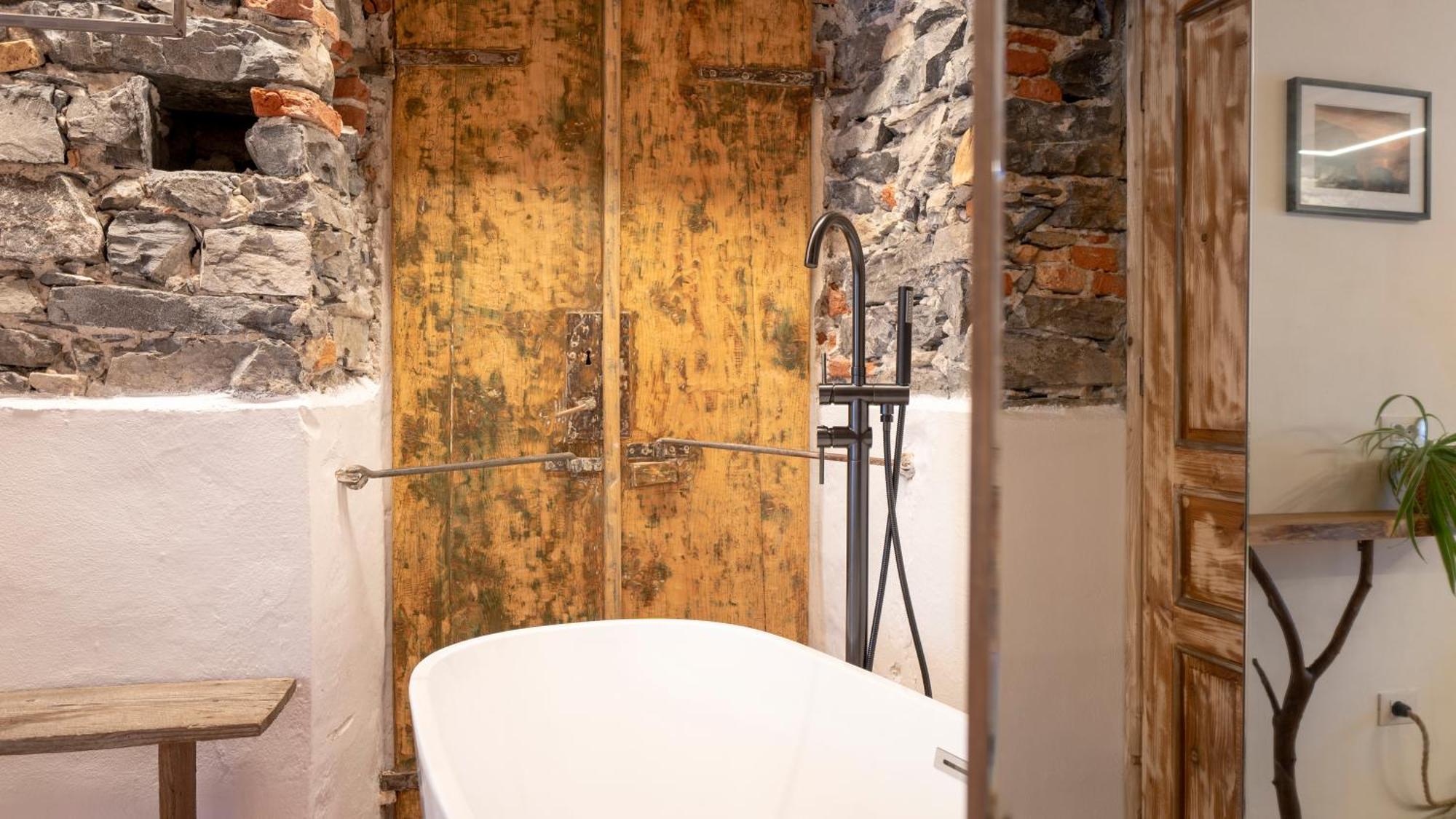 Salice Divino Hotell Lezzeno Rum bild